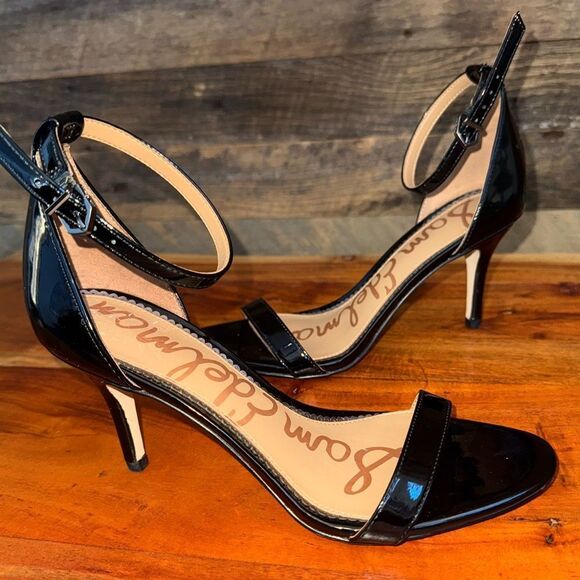 Sam Edelman Black Patent Leather Heels
Size 7 | EUC - Picture 4 of 8